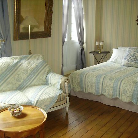 Au Fil De L'Aulne Bed & Breakfast ชาโตเนิฟ-ดู-ฟู ภายนอก รูปภาพ